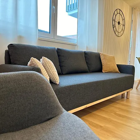 Amao Grey - 86 M2 - Balcony - King-size Beds - Free Parking - Near Europa-park - Up To 12 Guests With 2 Units *