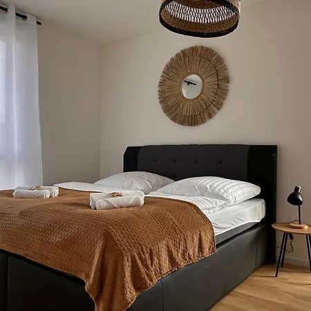 Apartment Amao-grey I 86qm I Modernes I 86qm I Balkon, Netflix I Parkplatz I Naehe Europa-park *